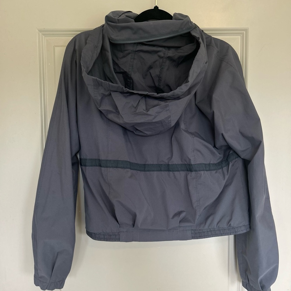 Lululemon Jacket - Picture 7 of 14